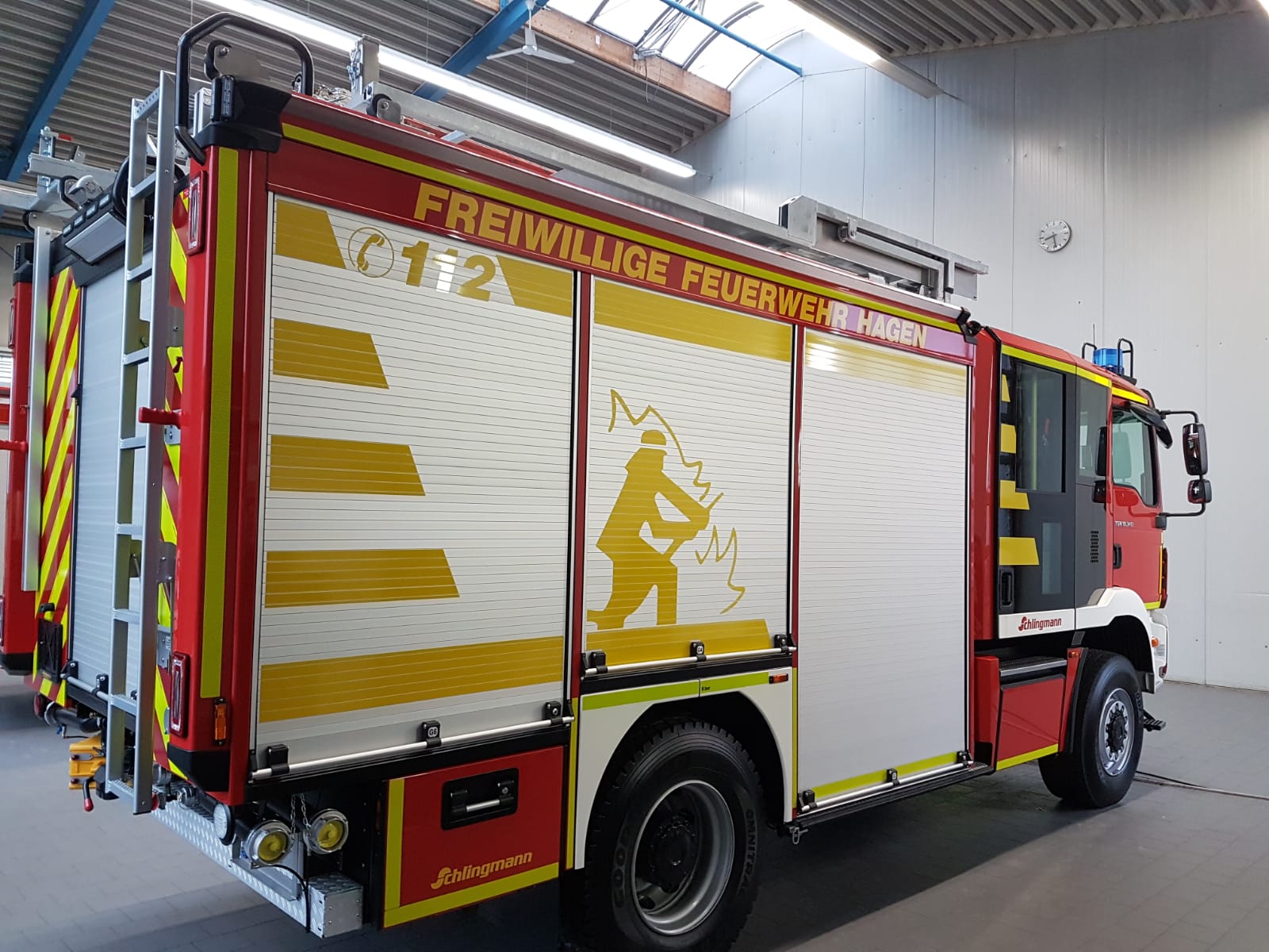 Neues Tankl schfahrzeug TLF3000 Feuerwehr Hagen